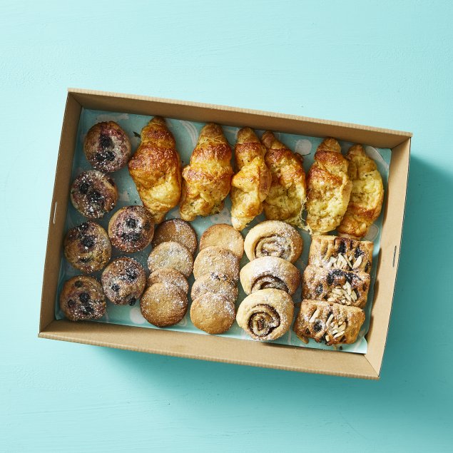 Sweet And Savoury Pastry Box - Large (26 pieces)